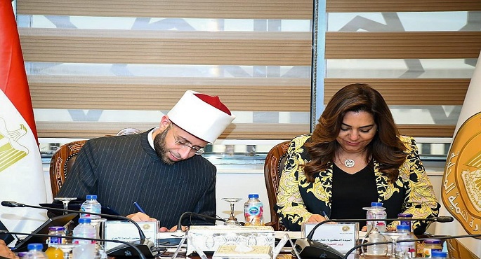 بالصور.. وزيرا التنمية المحلية والأوقاف يوقعان بروتوكول تعاون لتطبيق أحكام قانون التصالح ببعض مخالفات البناء