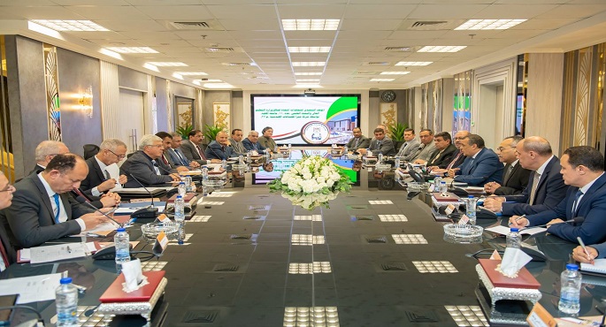 بالصور.. وزيرا “الإنتاج الحربي” و”التعليم العالي” يبحثان موضوعات التعاون المشترك