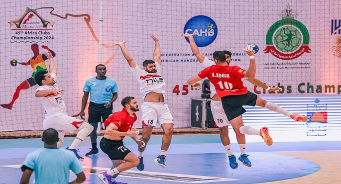 الأهلي يبلغ نهائي أبطال أفريقيا لليد بفوز قاتل على الزمالك