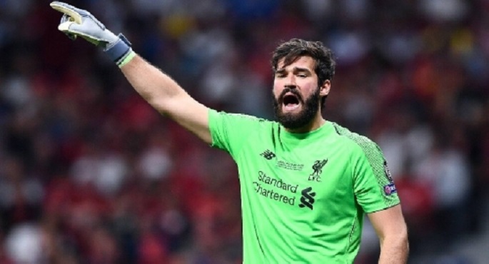 ليفربول يضم الحارس أليسون في صفقة قياسية عالمية