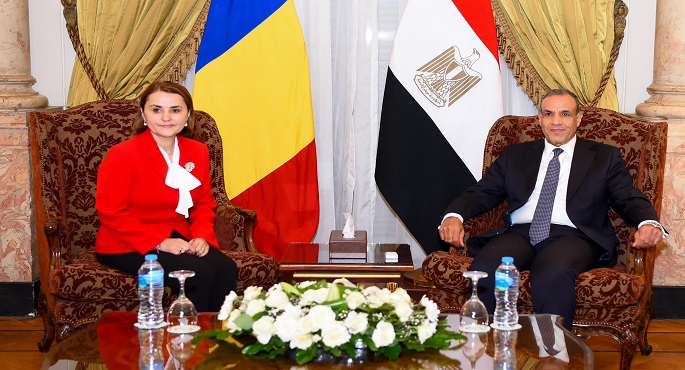 وزير الخارجية ونظيرته الرومانية يفتتحان دورة تدريبية بإعادة الإعمار والاستقرار فيما بعد النزاعات بمنطقة الساحل