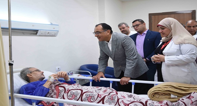 بالصور ..رئيس الوزراء يتفقد مستشفى سمالوط المركزي لمتابعة جوانب التطوير والخدمات المقدمة