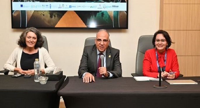 بالصور.. سويلم يبحث مقترح إعداد مشروع إقليمي فى مجال التحلية للإنتاج الكثيف للغذاء