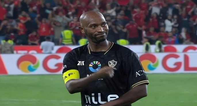 كاف يغرم الزمالك 320 ألف دولار ويوقف شيكابالا ومنسي 3 مباريات بسبب أحداث السوبر الإفريقي