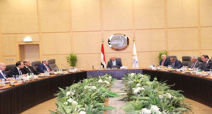 وزير النقل يوجه بالتوسع في أسطول شركة أكتا للنقل الجماعي لخدمة التجمعات السكانية بالعاصمة الإدارية