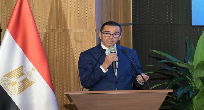 بالصور.. وزير الاستثمار يُعلن ملامح البرنامج الجديد لرد أعباء الصادرات