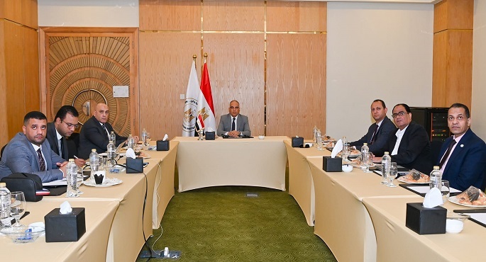 وزير الرى يتابع أعمال قطاع تطوير وحماية نهر النيل وفرعيه وإزالة التعديات على مجرى النهر