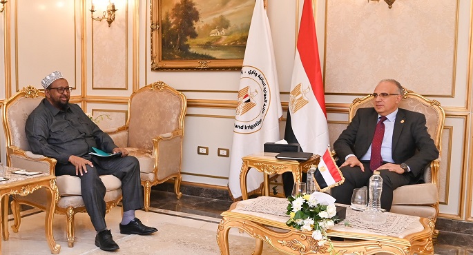 بالصور.. وزير الرى يبحث تعزيز التعاون الثنائي مع نائب وزير للطاقة الصومالى