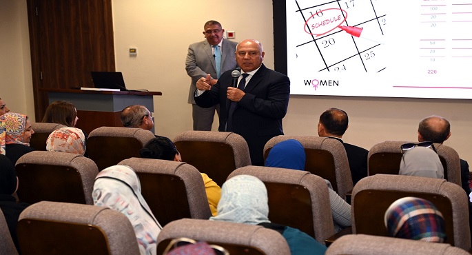 بالصور.. وزير الصناعة والنقل يشهد بدء أولى جلسات فعاليات البرنامج التدريبي “تأهيل القيادات النسائية النوعية”