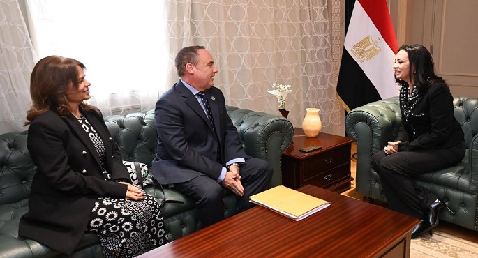 بالصور.. وزيرة التضامن الاجتماعي تلتقي الممثل المقيم الجديد لصندوق الأمم المتحدة للسكان
