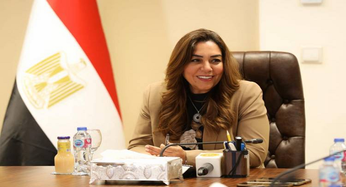 وزيرة التنمية المحلية تتلقى تقريرًا عن جهود المحافظات خلال الأسبوع الأول من مرحلة إزالة التعديات على أملاك الدولة