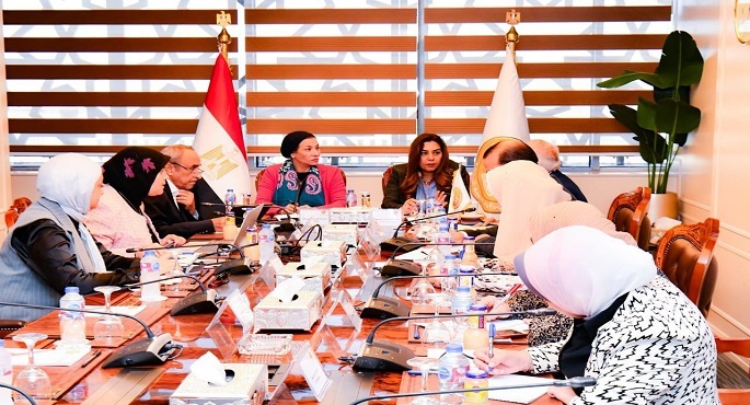 وزيرتا التنمية المحلية والبيئة تناقشان الموقف التنفيذي وآخر المستجدات الخاصة بالمبادرة الرئاسية 100 مليون شجرة