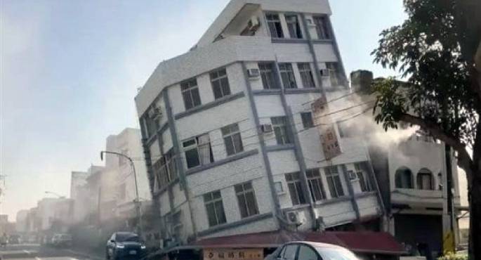 ارتفاع حصيلة ضحايا إعصار “كونج ري” في تايوان إلى 502 قتيل ومصاب