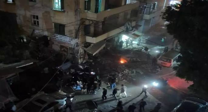 إسرائيل تستهدف قلب بيروت للمرة الثالثة خلال 24 ساعة بقصف “زقاق البلاط”