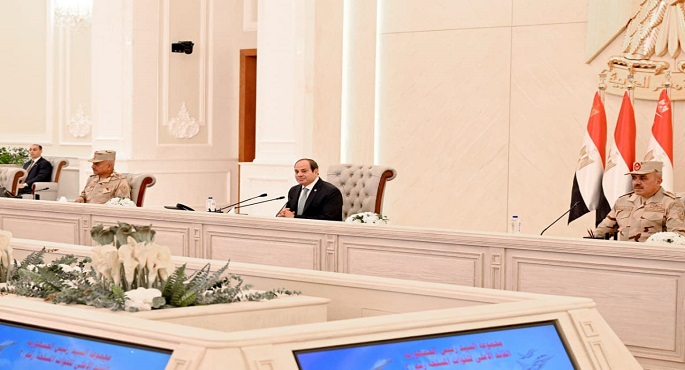 بالفيديو والصور.. الرئيس السيسي: القوات المسلحة أهم ركيزة للاستقرار في مصر والمنطقة