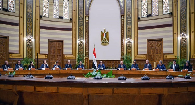 بالصور.. الرئيس السيسي يؤكد اهتمام مصر بتفعيل الشراكات مع الكيانات الإقليمية والدولية الاقتصادية