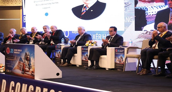بالصور.. وزير الصحة: القيادة السياسية تهتم بتعزيز الصحة العامة وتطوير خدمات الرعاية الصحية