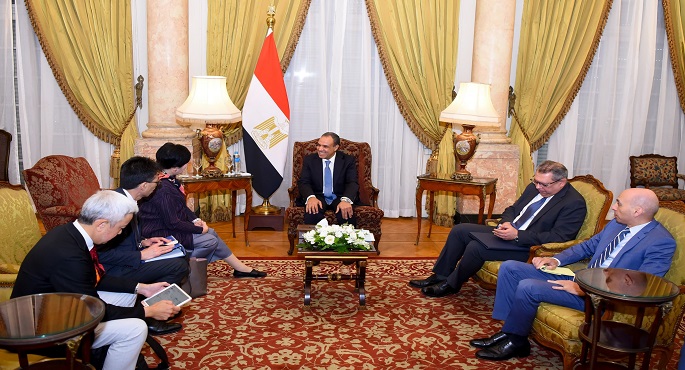 بالصور.. خلال لقائه مع محافظة طوكيو.. وزير الخارجية يشيد بالعلاقات المتميزة بين مصر واليابان