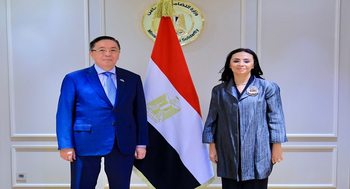 وزيرة التضامن الاجتماعي تسقبل سفير كازاخستان ويبحثان تعزيز التعاون المشترك