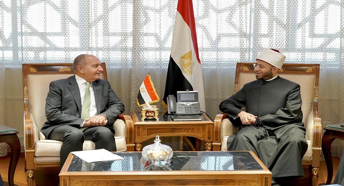 بالصور..وزير الأوقاف يستقبل سفير الأردني بالقاهرة لبحث تعزيز التعاون المشترك