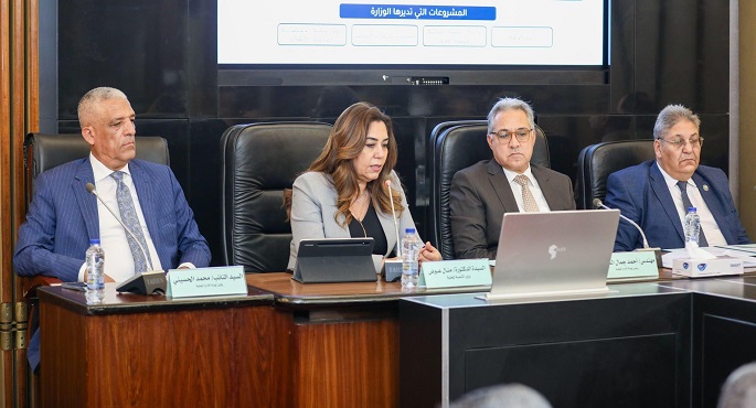 بالصور..وزيرة التنمية المحلية تستعرض الموقف التنفيذي لبرنامج التنمية المحلية بصعيد مصر والمبادرة الرئاسية “حياة كريمة”
