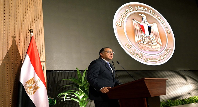 بالفيديو والصور.. رئيس الوزراء: هناك توجيهات رئاسية بعدم وضع أي أعباء مالية على المواطنين