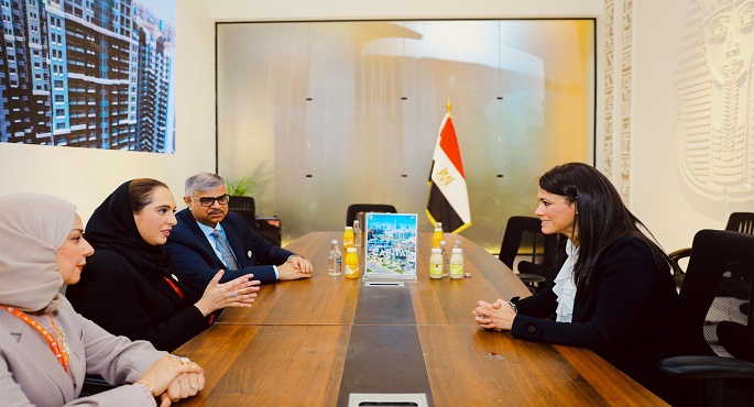 وزيرة التخطيط والتعاون الدولي تبحث تعزيز التعاون مع وزيرة الإسكان البحرينية على هامش “المنتدى الحضري”