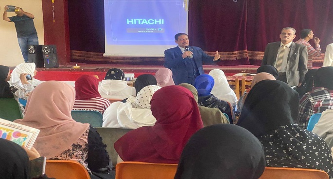 بالصور.. وزارة الشباب: انطلاق أولى فعاليات مشروع القوافل التعليمية والتنويرية بقنا وأسيوط