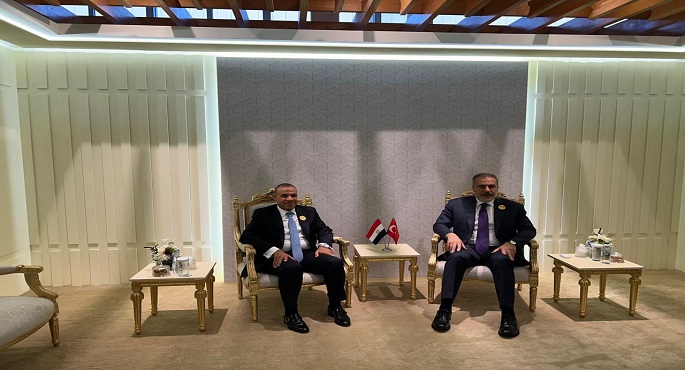 وزير الخارجية ونظيره التركي يشيدان بالتطورات التي تشهدها العلاقات الثنائية بين البلدين