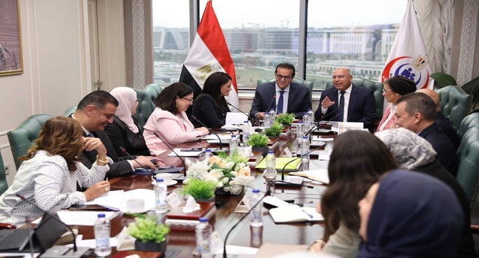 بالصور.. نائبا رئيس الوزراء ووزيرة التخطيط يناقشون  التمكين الاقتصادي للمرأة ضمن الاستراتيجية الوطنية للسكان