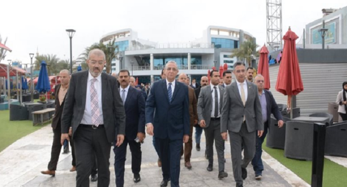 وزير التموين ومحافظ الغربية يتفقدان مشروعات المنطقة التجارية بطنطا