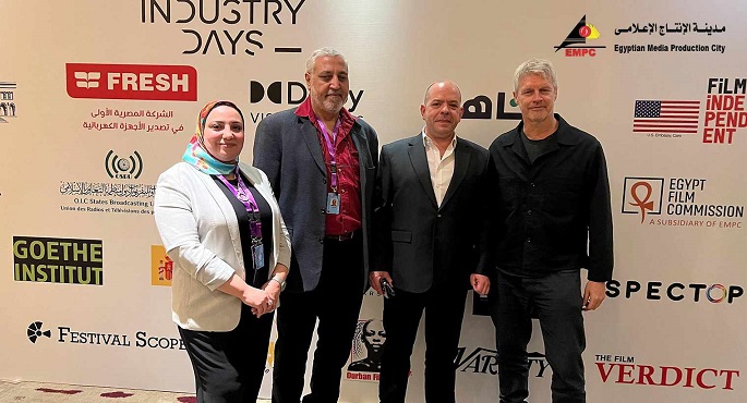 بالصور.. إقبال كبير على جناح مدينة الإنتاج الإعلامي بمهرجان القاهرة السينمائي الدولي