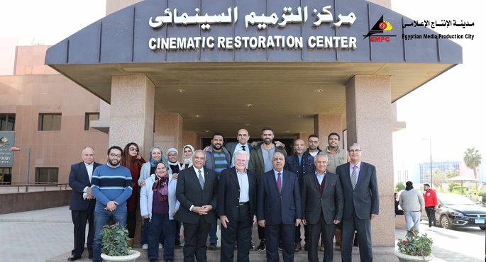 بالصور.. حسين فهمي يشيد بجهود مدينة الإنتاج الإعلامي في ترميم الأفلام الروائية القديمة
