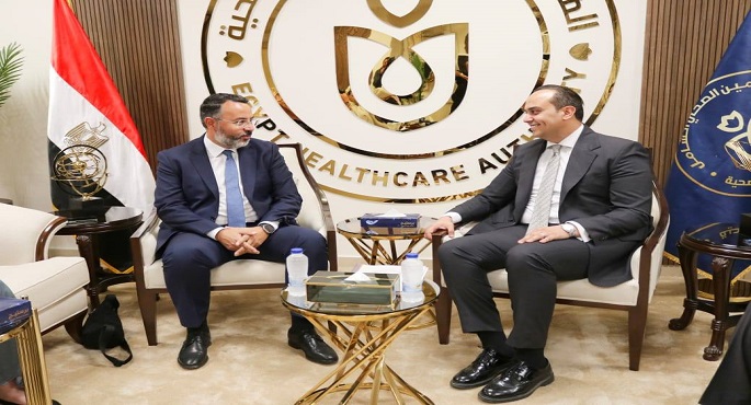 رئيس “الرعاية الصحية” يلتقي مدير شركة تاكيدا مصر وممثلي هيئة (NHS) لبحث التعاون المشترك لخدمة مرضى الأورام