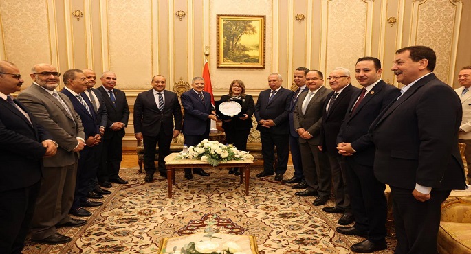 بالصور.. أسامة ربيع يشارك في مناقشة تعديلات لقوانين بحرية بـ”الشيوخ” ويطالب بضوابط لتنظيم “الإنقاذ البحري”