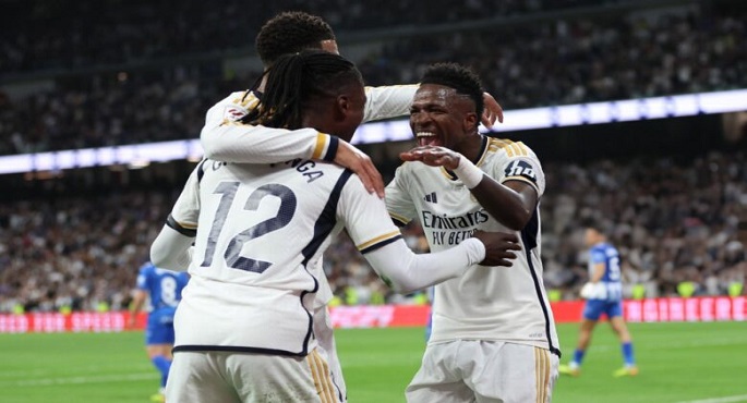 ريال مدريد يستضيف ميلان الإيطالي في قمة الأكثر تتويجًا بدوري الأبطال