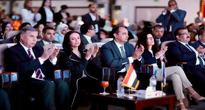 بالصور .. وزيرا التضامن الاجتماعي والشباب والرياضة ومحافظ الإسكندرية يشهدون فعاليات ختام معسكر ” قوتنا في شبابنا “