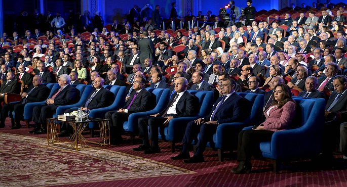 بالصور .. رئيس الوزراء يشهد افتتاح الملتقى والمعرض الدولي للصناعة في نسخته الثالثة