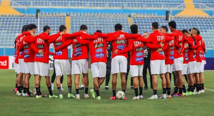 منتخب مصر يطير اليوم إلى الرأس الأخضر لمواجهة منتخبها في تصفيات أفريقيا