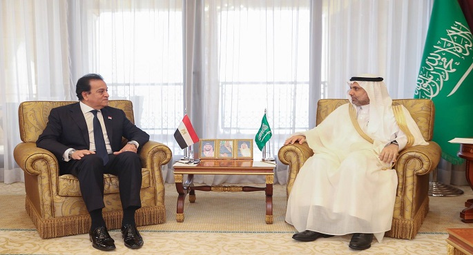 بالصور..نائب رئيس الوزراء يلتقي وزير الصحة السعودي لمناقشة التعاون في القطاع الصحي