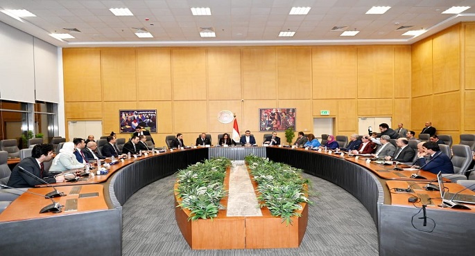 وزراء الإسكان والتنمية المحلية والشئون النيابية ومحافظ بورسعيد يبحثون مقترحات تنفيذ مشروعات سكنية لأهالي المحافظة