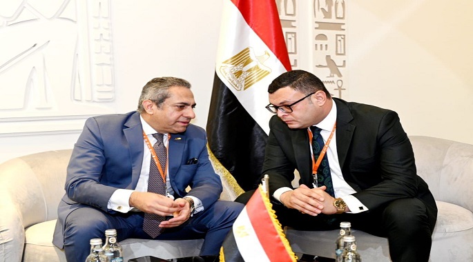 وزير الإسكان ورئيس شركة العاصمة يتابعان موقف المشروعات التنموية ومشروعات المرافق بالعاصمة الإدارية الجديدة