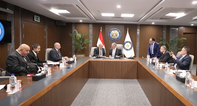 وزير البترول : نسعى لتعزيز العمل التكاملي بين وزارات ومؤسسات الدولة