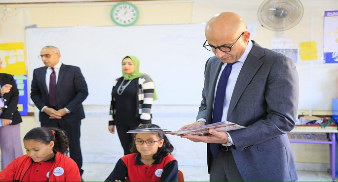 بالصور.. وزير التربية والتعليم يتفقد المدرسة المصرية اليابانية بالشروق لمتابعة المنظومة التعليمية بها