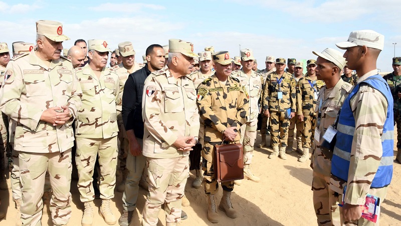 بالفيديو والصور .. وزير الدفاع يتفقد عددًا من وحدات القوات المسلحة المخطط اشتراكها بإحدى مهام الإتحاد الإفريقي