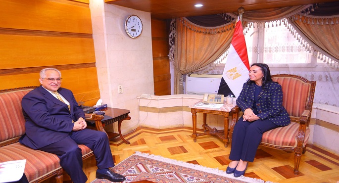 وزيرة التضامن ورئيس اللجنة البارالمبية يبحثان تعزيز سبل التعاون المشترك
