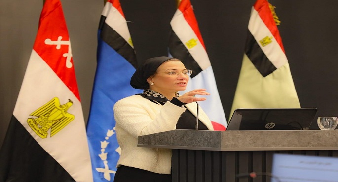 وزيرة البيئة تلتقي عدداً من أعضاء دورة التمثيل الدبلوماسي العسكري المصري بالخارج