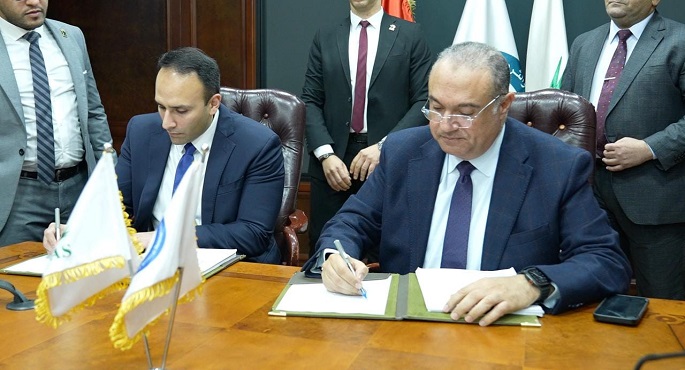 بالصور .. مصر تستأجر وحدة ثانية لتخزين الغاز الطبيعي المسال لتلبية متطلبات الاستهلاك
