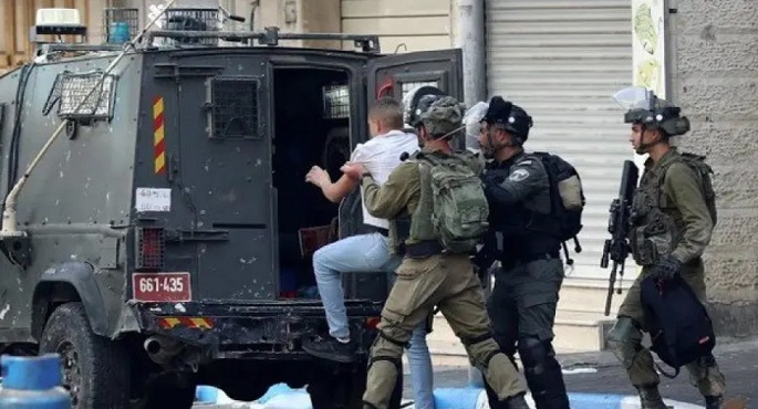 شهيدان في طوباس وحملة اعتقالات واقتحامات بأنحاء الضفة الغربية