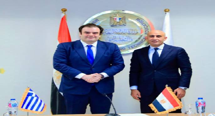 وزير التعليم يبحث مع نظيره اليوناني تعزيز آفاق التعاون المستقبلية